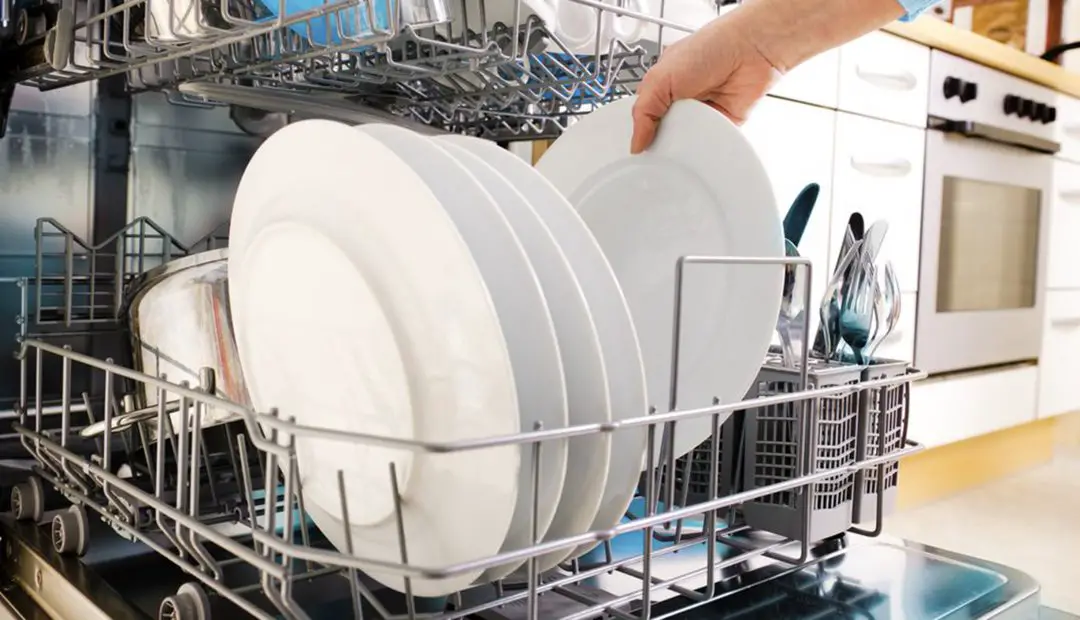 how-to-load-a-dishwasher-the-right-way-to-make-sure-everything-gets